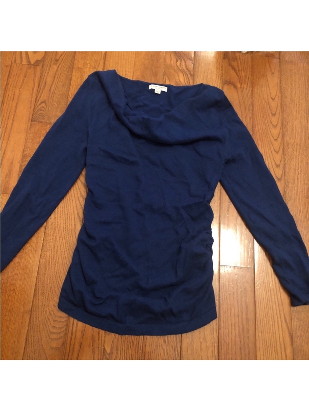LAST CHANCE SALE - Liz Lange maternity top